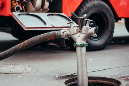 Débouchage de canalisation en Seine-et-Marne : contactez un spécialiste à proximité !