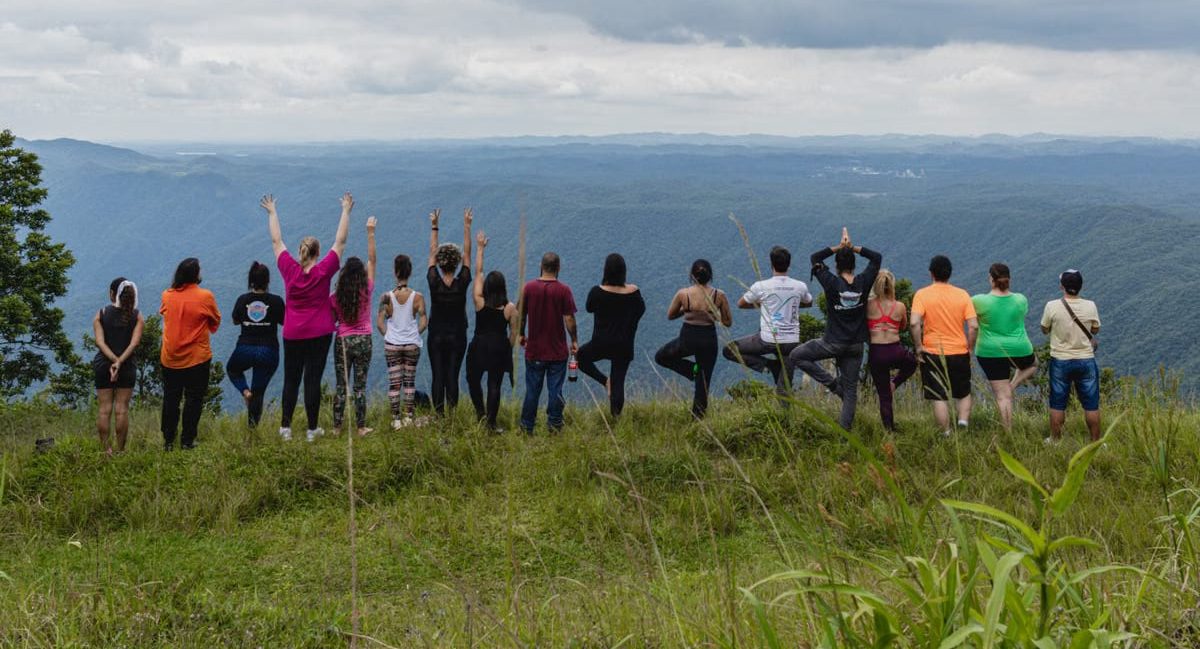 Activités de ressourcement en pleine nature : guide complet 2026
