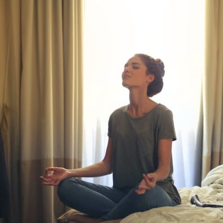 7 techniques de relaxation prouvées pour dormir profondément
